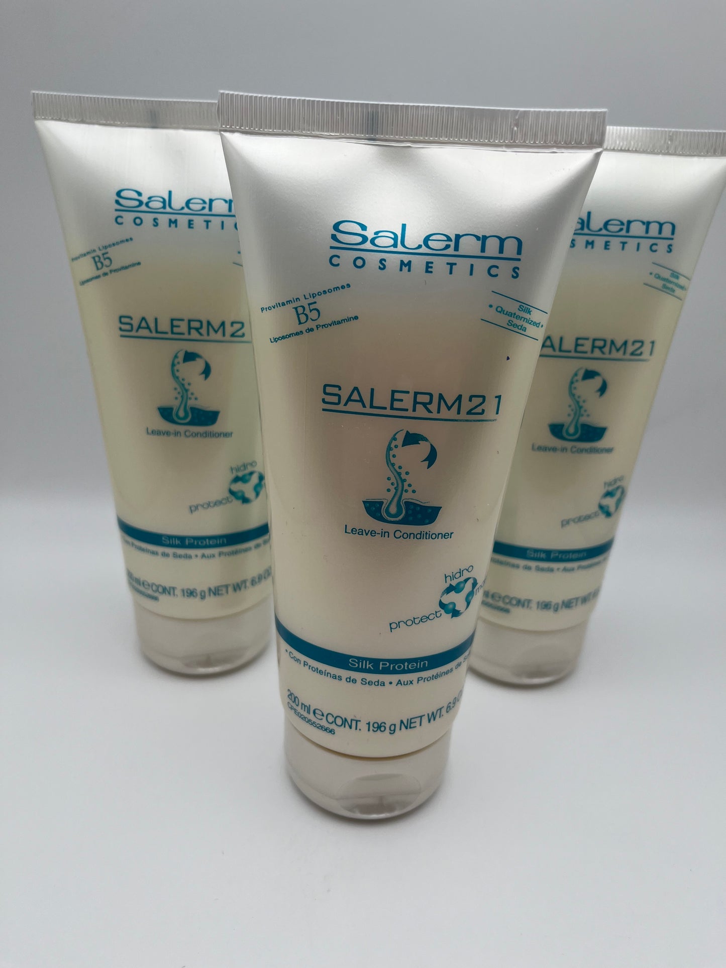 SALERM COSMETICS SALERM 21 LEAVE-IN CONDITIONER SILK PROTIEN 200ml e CONT. 196 g NET  WT. 6.9 OZ