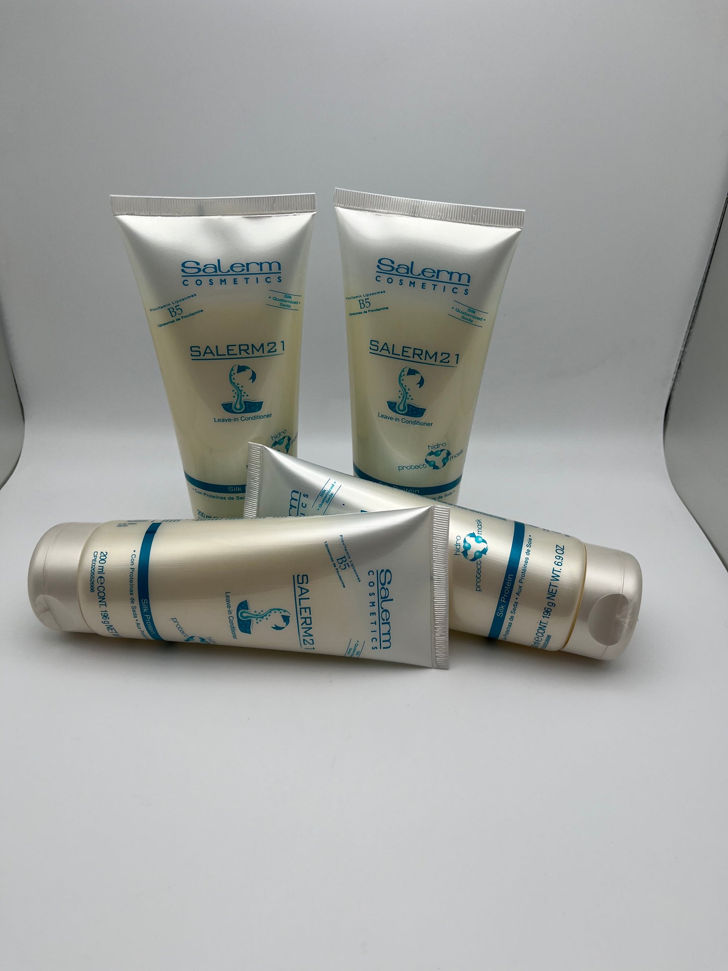 SALERM COSMETICS SALERM 21 LEAVE-IN CONDITIONER SILK PROTIEN 200ml e CONT. 196 g NET  WT. 6.9 OZ