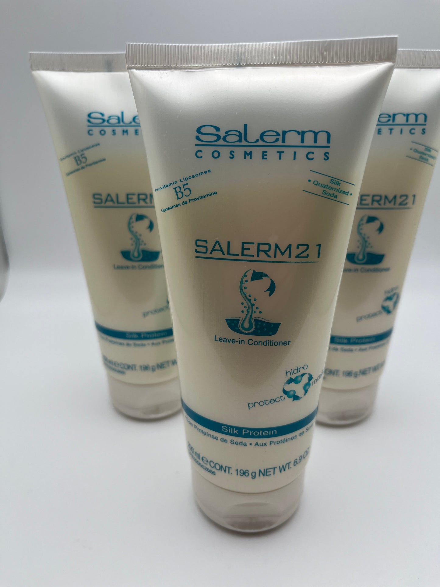 SALERM COSMETICS SALERM 21 LEAVE-IN CONDITIONER SILK PROTIEN 200ml e CONT. 196 g NET  WT. 6.9 OZ