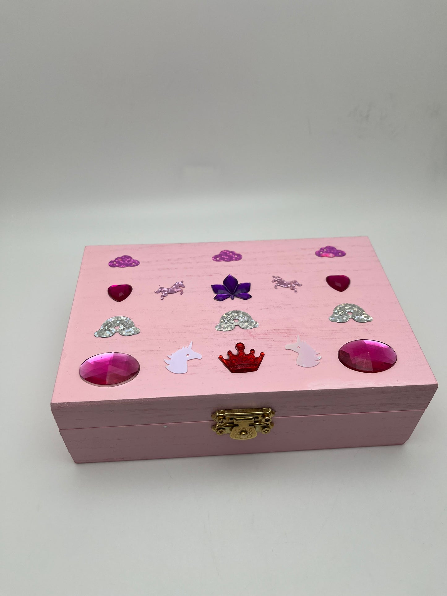 QUEEN'S PINK MYSTERY TREASURE BOX FOR HER